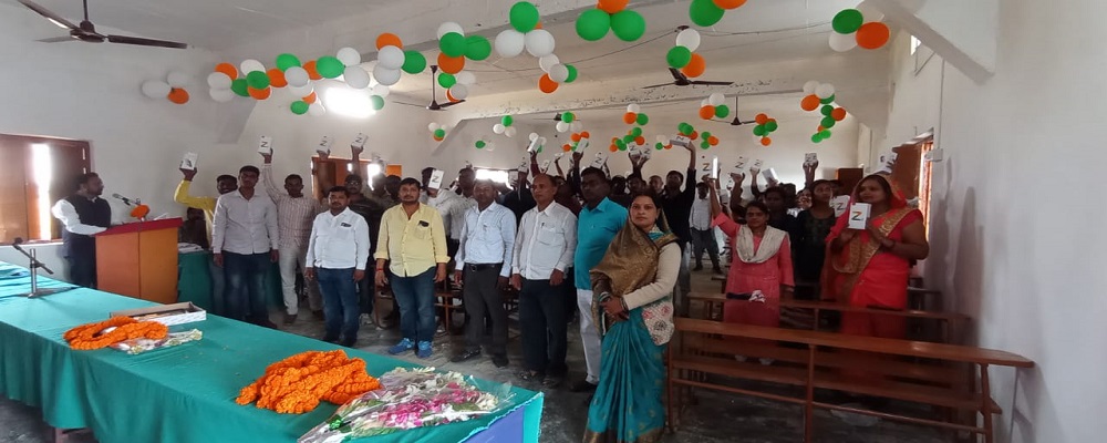 HARIVANSHI DWARIKA COLLEGE OF EDUCATION, DURKHUSHI, MARDAH, GHAZIPUR (U.P.)	